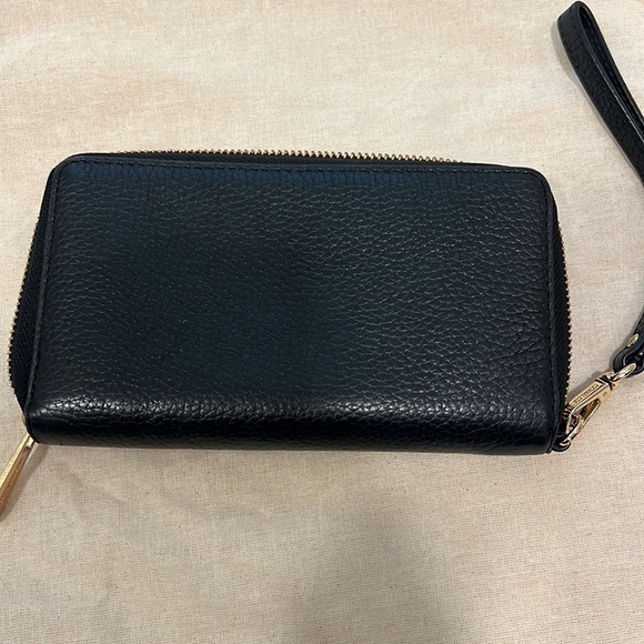 Michael kors wallet - Picture 4 of 4